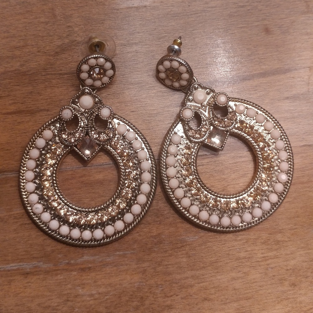 Earring bundle - Picture 2 of 3